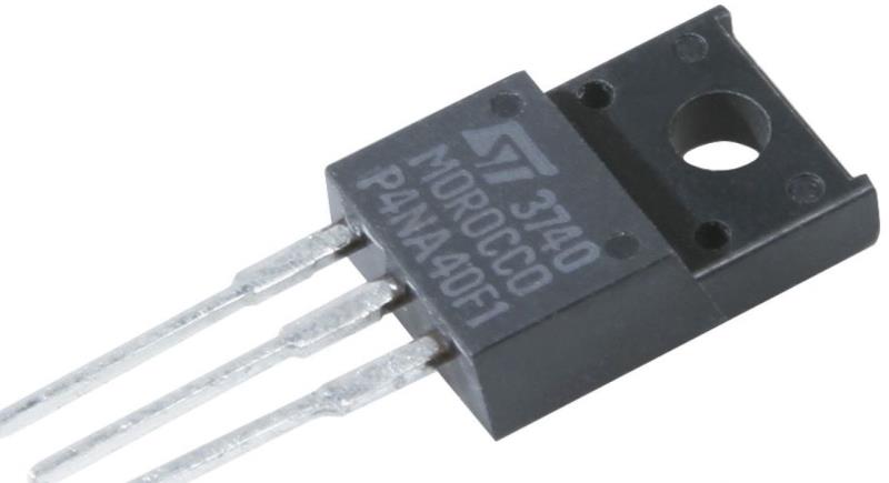 Transistor STP4NA40FI