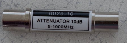 Atténuateur 10dB fréquence de 5 à 1000 MHZ  75 ohms connectique pour fiche coaxial male/femelle