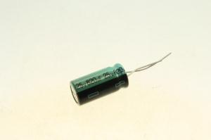 condensateur 820 microfarad en 25 volts et 100 degrés